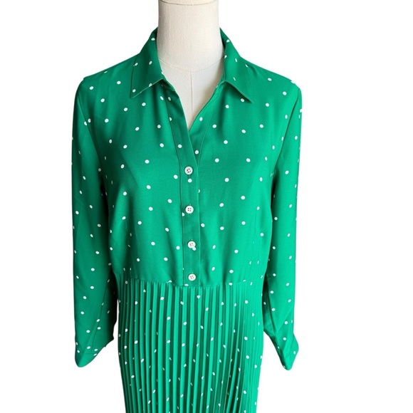 J.Jill - NWT Wearever Collection Green Polka Dot Pleated Shirt Dress Sz MP - Picture 3 of 8